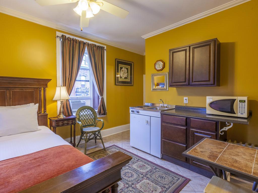 Chipman Hill Suites - Sydney Street Сент-Джон Экстерьер фото