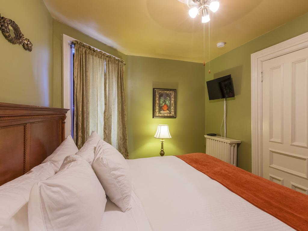 Chipman Hill Suites - Sydney Street Сент-Джон Экстерьер фото